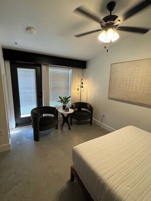 Iron/ironing board, free WiFi, bed sheets, wheelchair access - The New Wave Lawson Unit 209 (Midlothian)