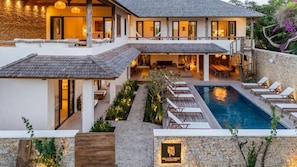 Outdoor pool, pool loungers - Villa Florens (Jijoca de Jericoacoara)