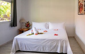 Casa, vistes a la platja | Planxa i posts de planxar i wifi gratuïta 