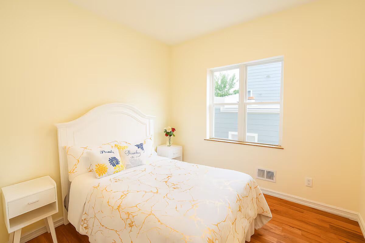 2 chambres, fer et planche à repasser, accès Internet, draps fournis