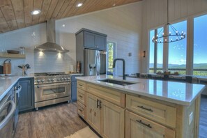 Fridge, microwave, oven, stovetop - Blue Ridge Views | Luxury Mountain Retreat (Blue Ridge)