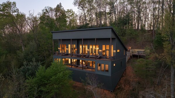 Exterior - Blue Ridge Views | Luxury Mountain Retreat (Blue Ridge)