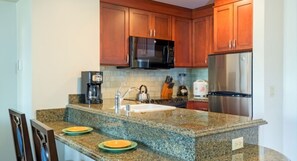Fridge, microwave, oven, stovetop - Hilton Grand Vacations Kalia Tower - 1-Bedroom Ocean View Unit (Honolulu)
