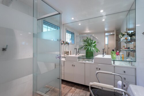 Casa com Piscina Churrasqueira Jogos e Lareira