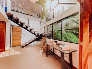 Interior - 2bd/1ba Luxurious Loft with hot tub close to Pana (Panajachel)