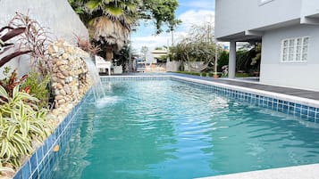 Villa | Piscina | 11 piscinas al aire libre