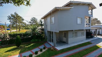 Villa | Exterior