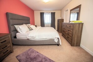 Fer et planche à repasser, Wi-Fi gratuit, draps fournis