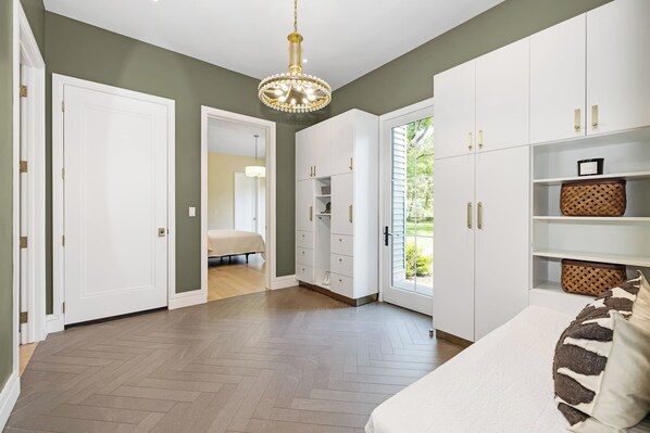 House, 6 Bedrooms, Private Pool | 6 bedrooms - The Polished Pearl Estate Luxe Retreat - Pool - Spa (Saddle River)