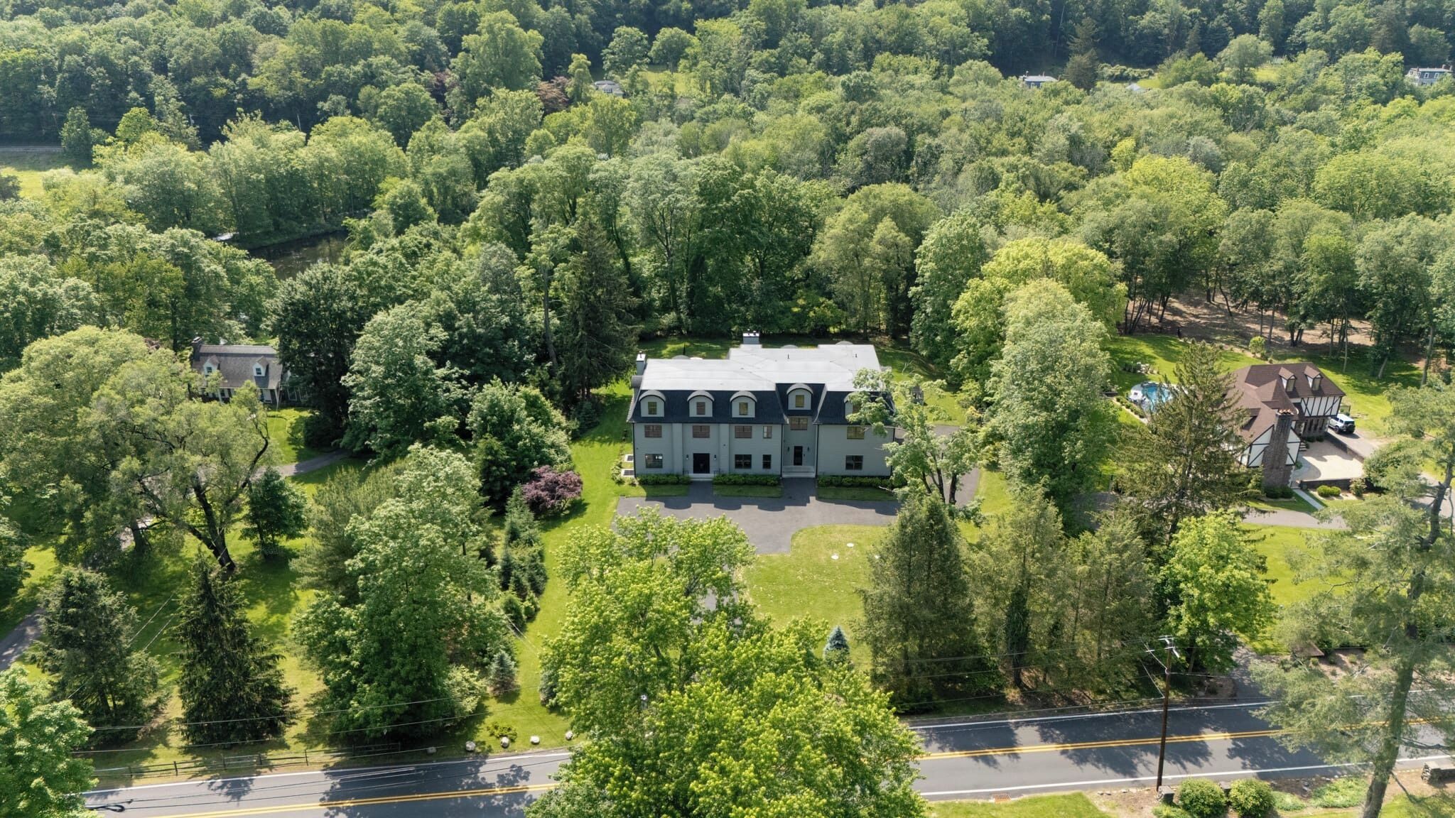 Rumah, 6 kamar tidur, kolam renang pribadi | Eksterior