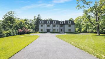 House, 6 Bedrooms, Private Pool | Exterior