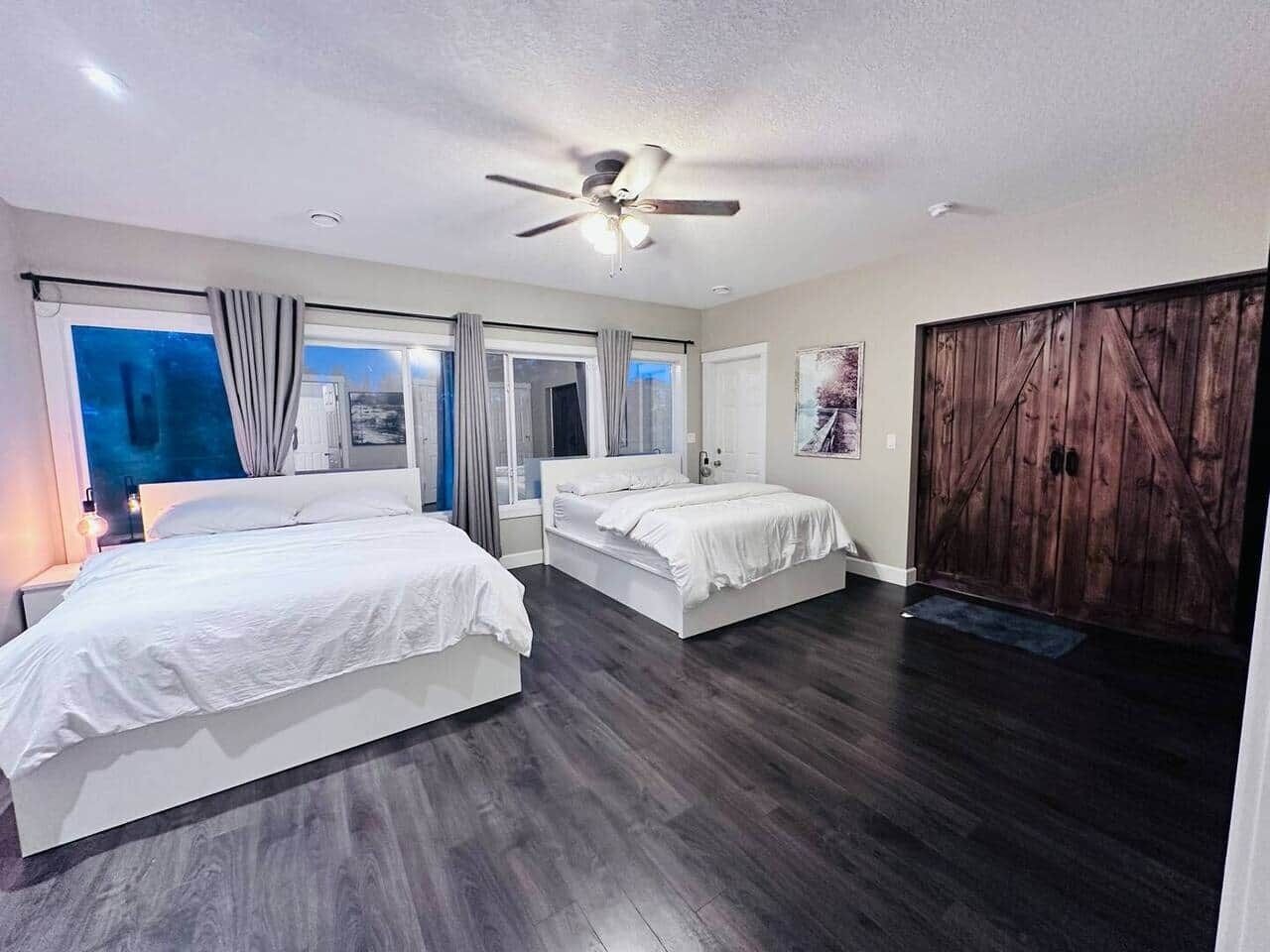 1 chambre, fer et planche à repasser, Wi-Fi, draps fournis