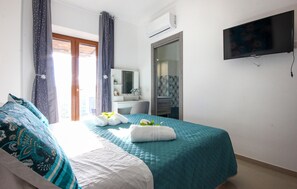 Cuna de viaje y wifi gratis 