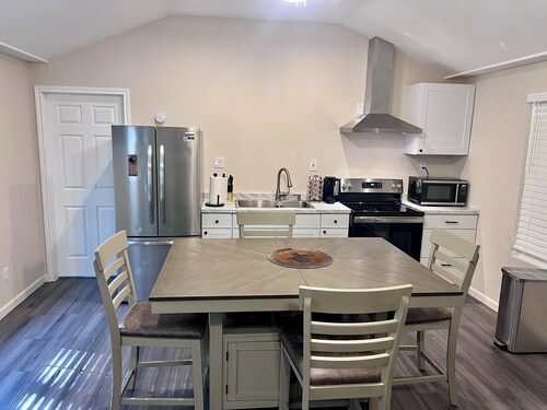 Cozy 2-bedroom, full-bathroom in Sam Houston National Forest