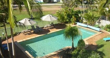 Sails Resort on Golden Beach Unit 10