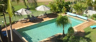 Sails Resort on Golden Beach Unit 10