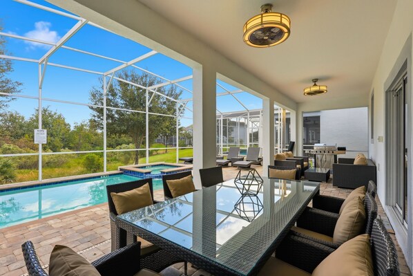A heated pool - Charming Vacation Home with Pool 6BD/6BA CG1505 (Four Corners)