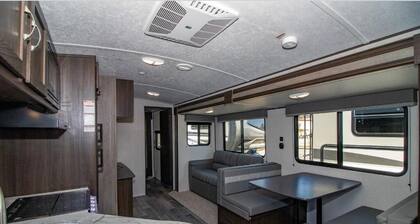 Moosepoint Travel trailer Rental, Picturesque Maine Mountains