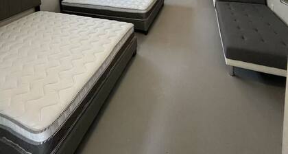 5 beds Studio, 77b Slacks Rd, Awapuni, Palmerston North