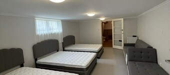 5 beds Studio, 77b Slacks Rd, Awapuni, Palmerston North