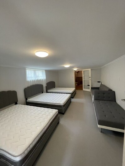 5 beds Studio, 77b Slacks Rd, Awapuni, Palmerston North