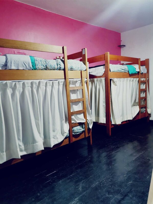 Dormitório compartilhado clássico | Wi-Fi de cortesia