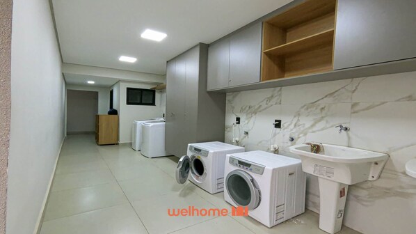 Interior - Studio em Bauru com Excelente Localização (Bauru)