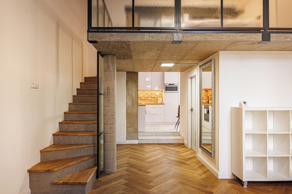 Duplex | Living area | Flat-screen TV