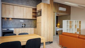 Studio | Living area