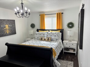 2 bedrooms, free WiFi, bed sheets - 3 The Honey Hive - 2 bedroom 1 bathroom unit in Pendleton (Pendleton)