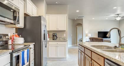 Beautiful Views of Stars & Mtns! Littlefield Home