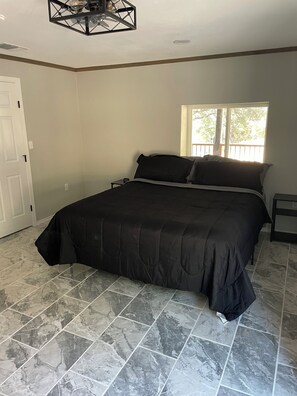 Bügeleisen/Bügelbrett, WLAN, Bettwäsche