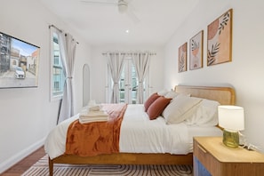 2 habitaciones, tabla de planchar con plancha, wifi y ropa de cama