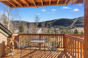 Condo (2 Bedrooms) | Property amenity - Tl2658-2 (Keystone)