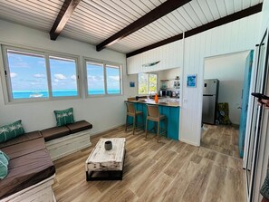 Nhà, quang cảnh bãi biển | Khu phòng khách