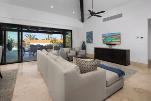 Smart TV, aparelho de som