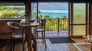 House, Patio, Sea View | Living area