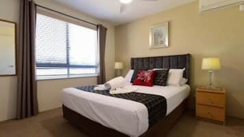 2 bedrooms
