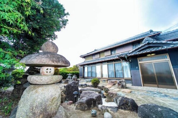 Property grounds - Nagashima Traditional House (Kuwana)