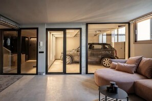 Room - All About Santa Ana Villa (Marbella)