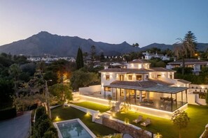 Room - All About Santa Ana Villa (Marbella)