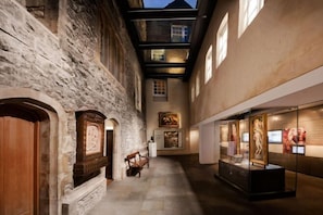 Interior - 3VH Virginia House, 31 Bloomsbury Way by City Living London (London)