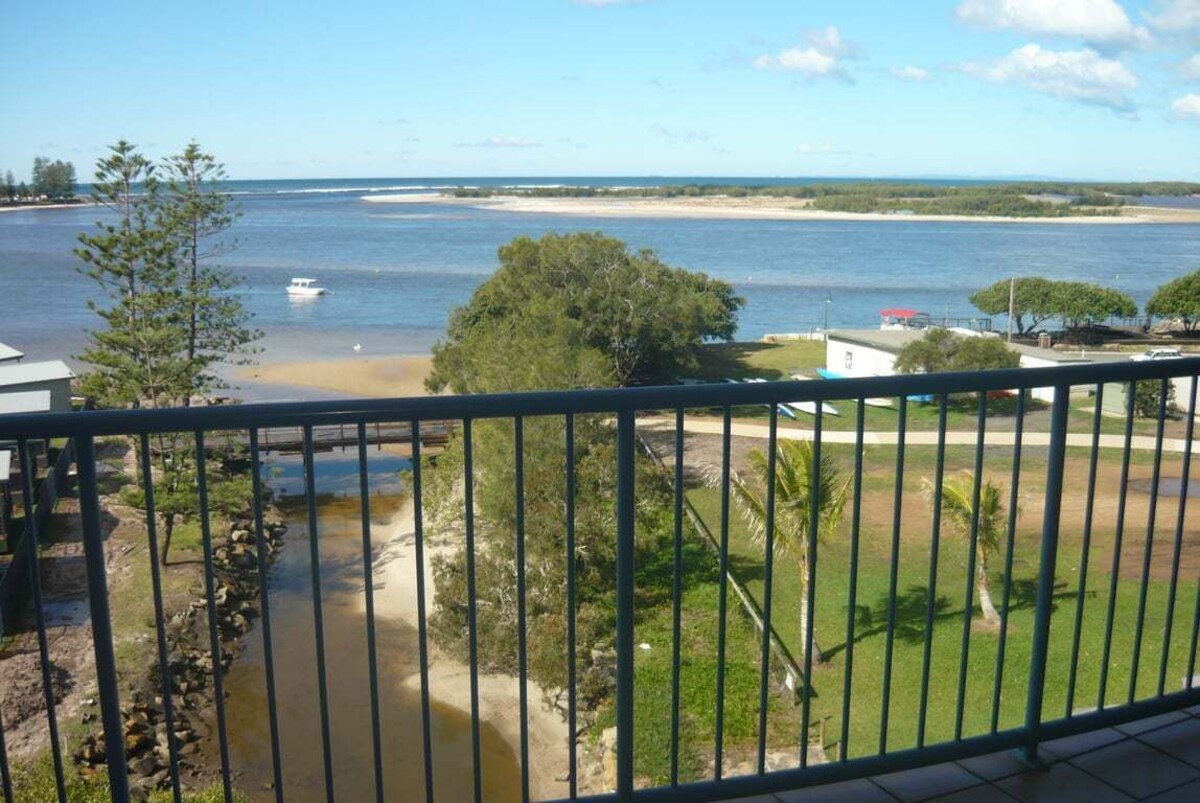 Sails Resort on Golden Beach Unit 25