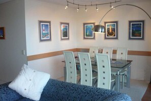 تناول الطعام