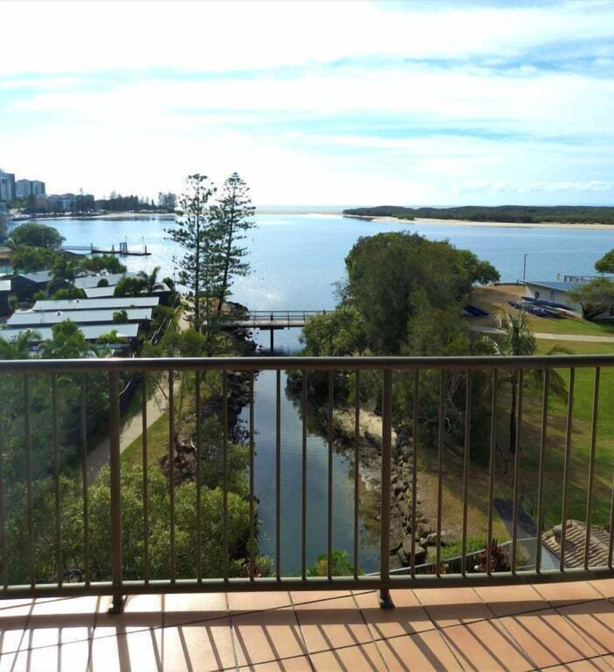 Sails Resort on Golden Beach Unit 25
