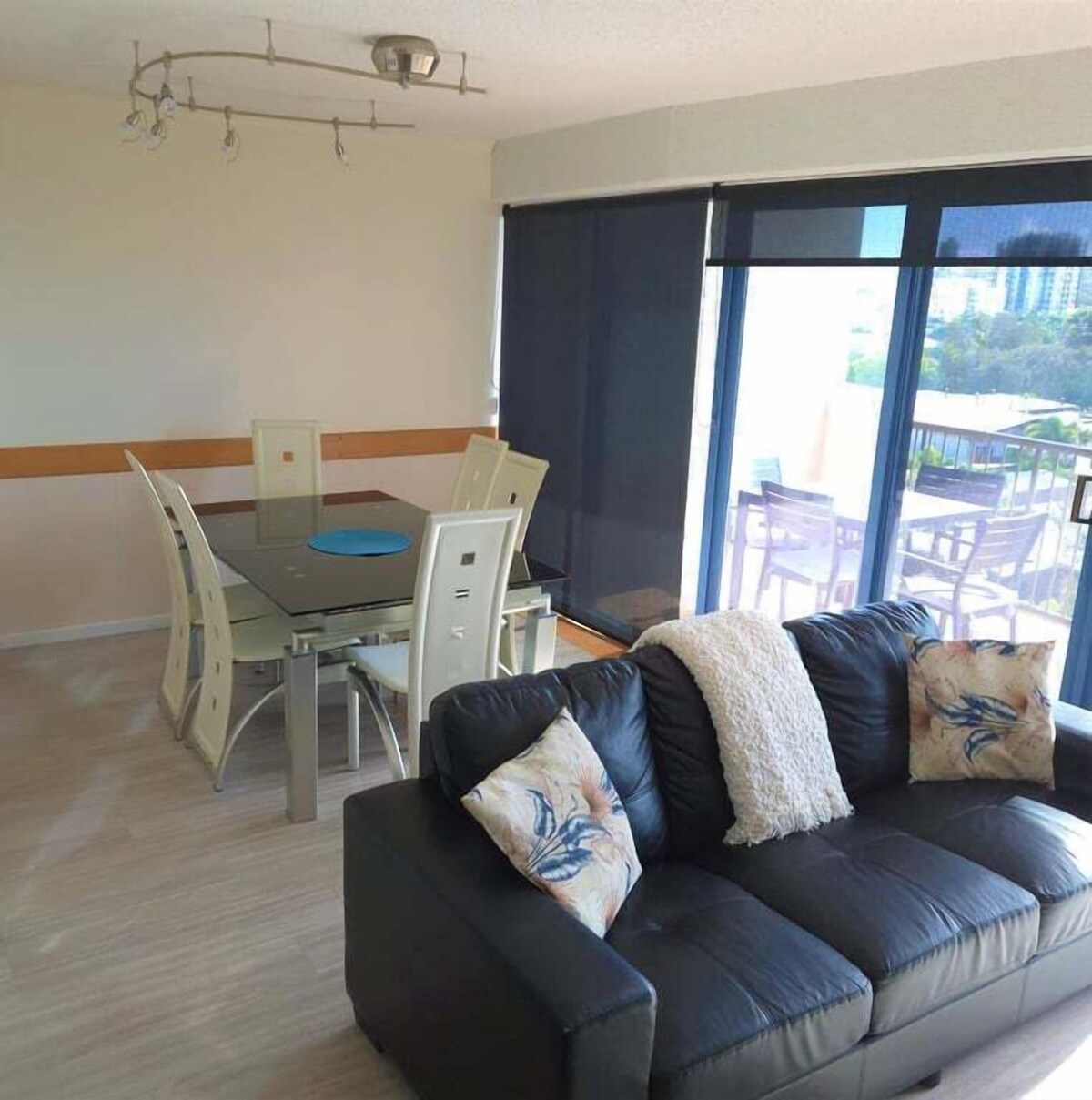 Sails Resort on Golden Beach Unit 25