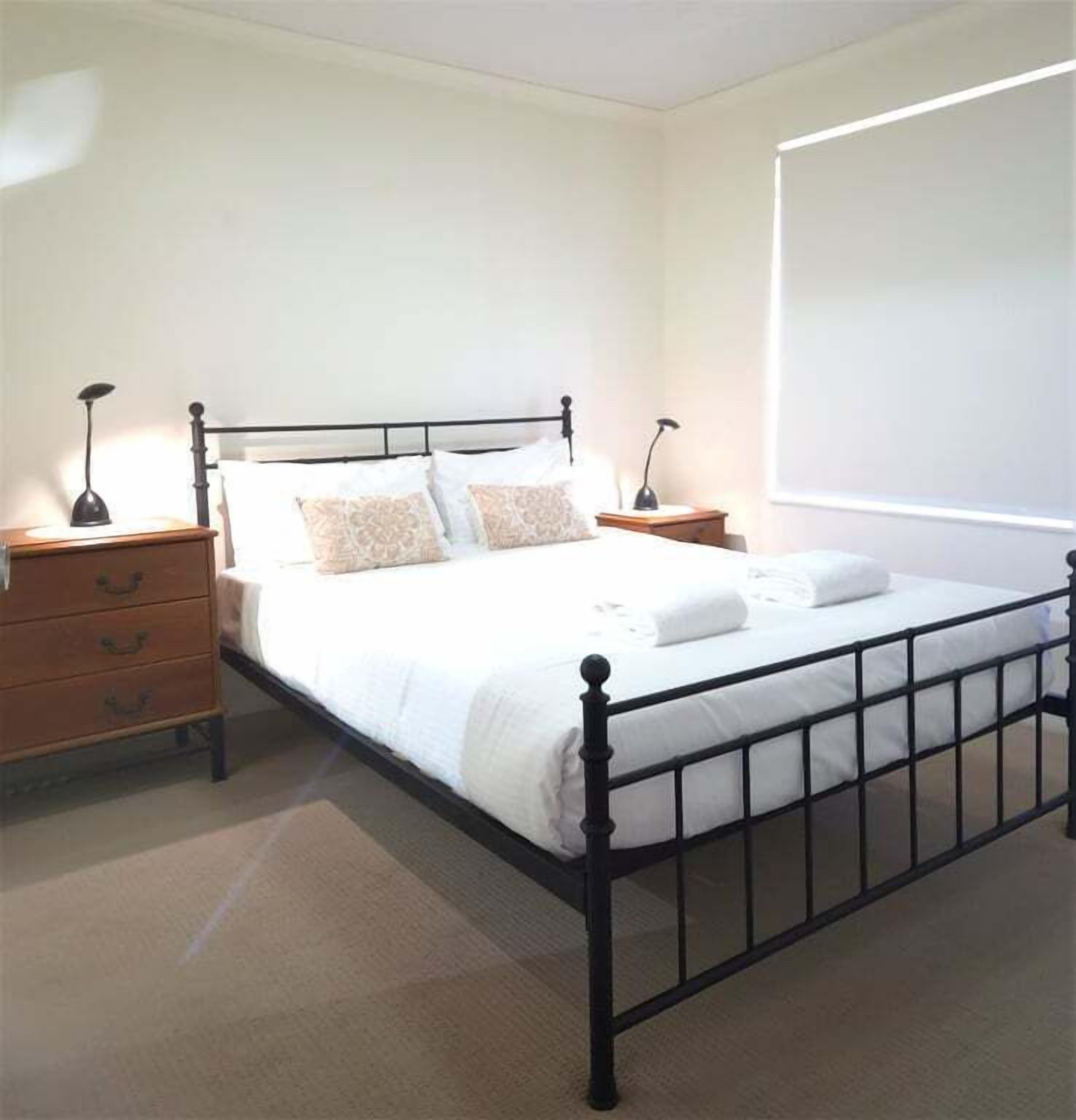 2 bedrooms