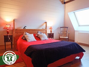 4 bedrooms, free WiFi - Gîtes de France® - Roger's house (PAYRAC)