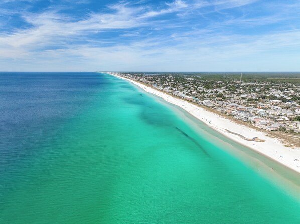Beach nearby - 🦩Book Me Baby! Swords Beach House in Panama City Beach🦩 (Panama City Beach)