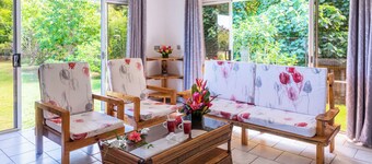 ฟาเร อีอีฮิ  